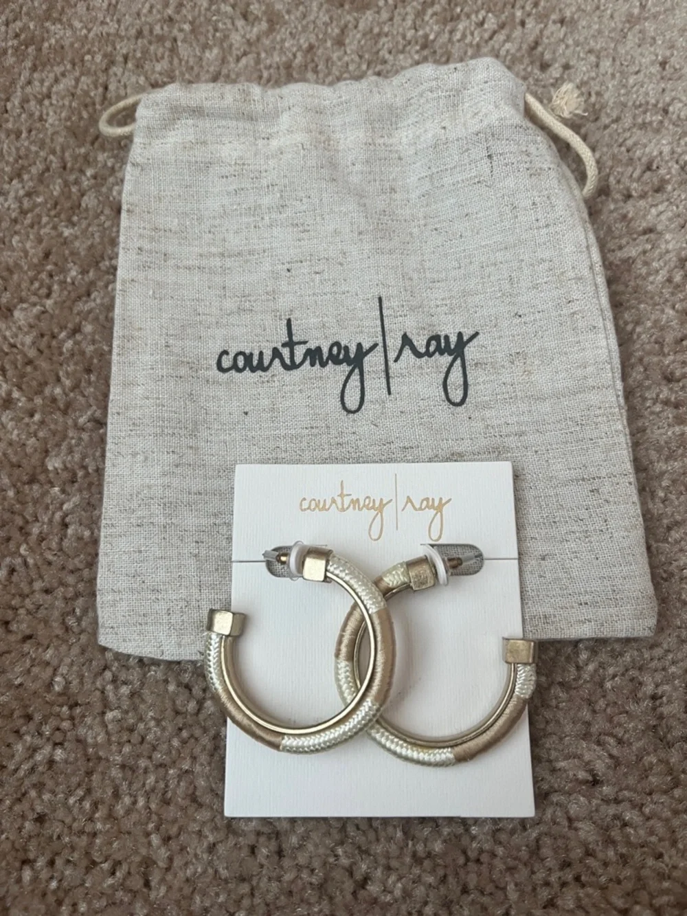 NWT Courtney Ray Hoops